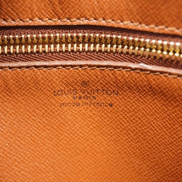 LOUIS VUITTON Brown Monogram Shoulder Bag - Picture 5 of 12